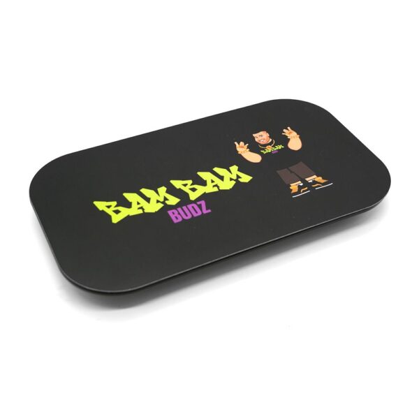 XL rolling tray with magnetic cover-closed view